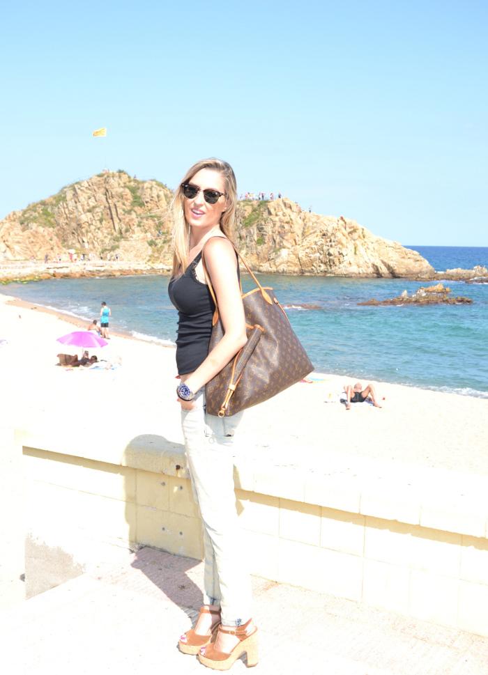 Near the sea and sightseeing