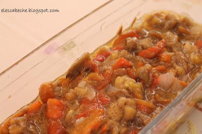 Tartar de escalibada con langostinos