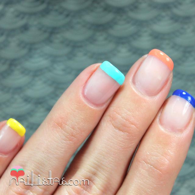 Manicura francesa de colores 
