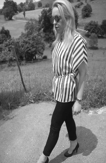 TOTAL BLACK AND WHITE