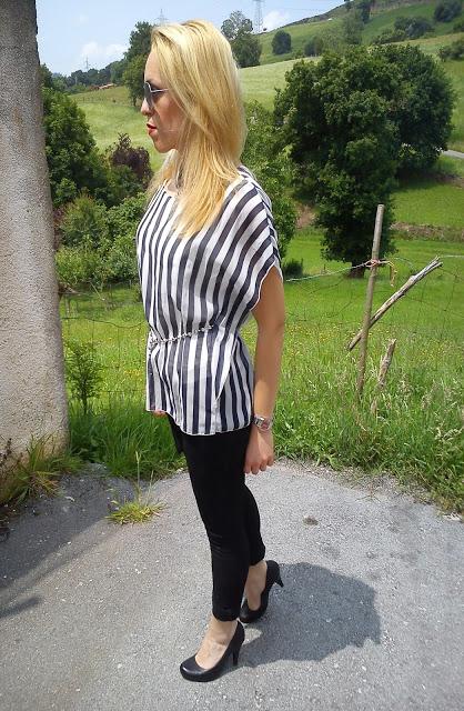 TOTAL BLACK AND WHITE