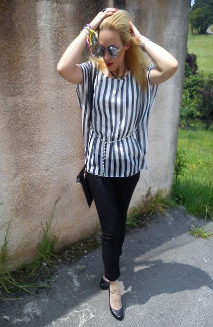 TOTAL BLACK AND WHITE