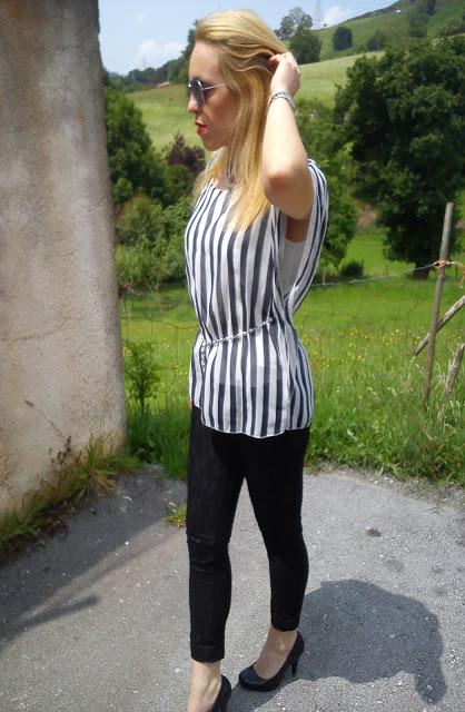 TOTAL BLACK AND WHITE