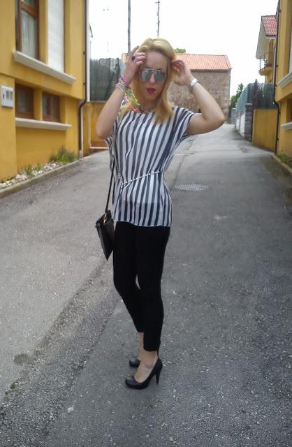 TOTAL BLACK AND WHITE