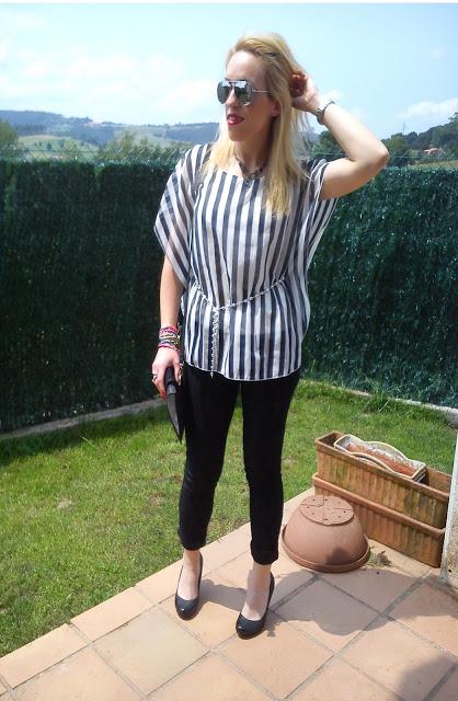 TOTAL BLACK AND WHITE