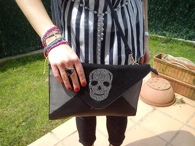 TOTAL BLACK AND WHITE