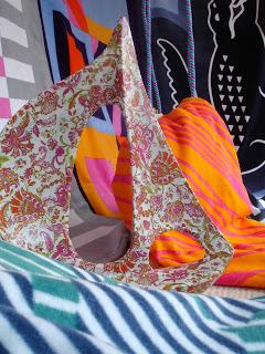 TOALLAS DE PLAYA Y ALGO MÁS.