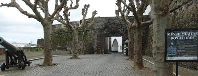 EL FORTE DE S. BRÁS: 450 AÑOS DE UTILIZACIÓN. USO Y EJEMP... EL FORTE DE S. BRÁS: 450 AÑOS DE UTILIZACIÓN. USO Y EJEMP...