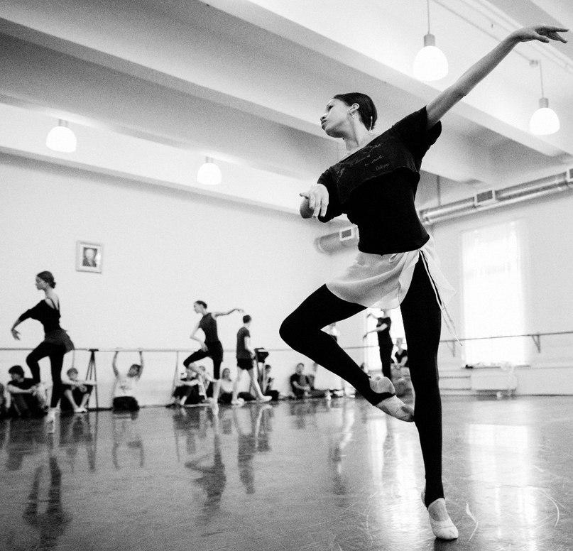 El Mikhailovsky prepara ‘Las llamas de París’