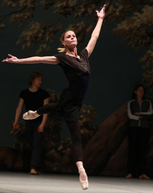 El Mikhailovsky prepara ‘Las llamas de París’