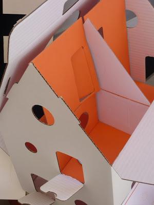 Cartón Plutón, Chile