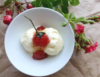 Helado de 3 Quesos y Tomates a la Vainilla