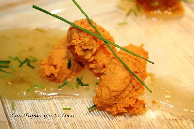 Paté de farinato, mermelada de cebolla y manzana reineta