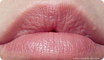 Lanzamiento: Labial Totally Kissable