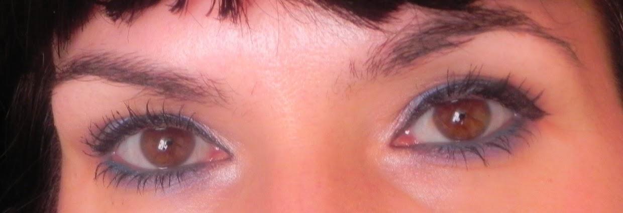 Pon un pañuelo en tu look: maquillaje y manicura