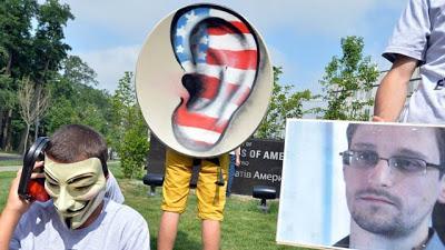 Snowden, atrapado en el limbo territorial ruso.