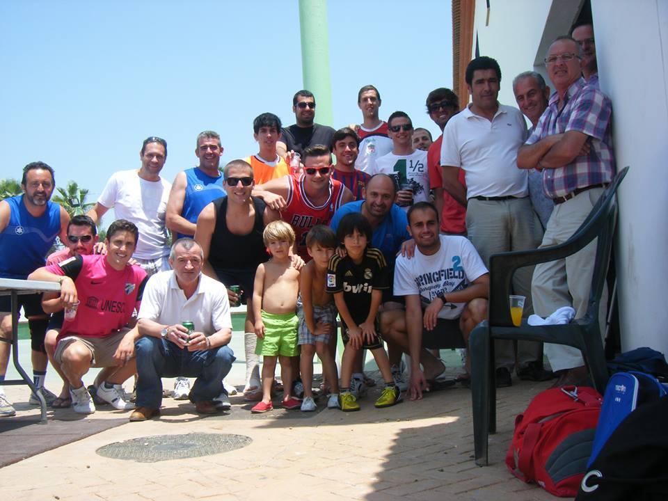 1 PARTIDO DE BALONCESTO DE ALMOGIA ENTRE VETERANOS