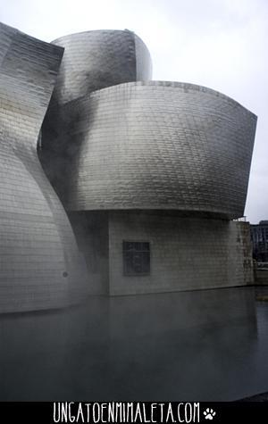 Guggenheim niebla