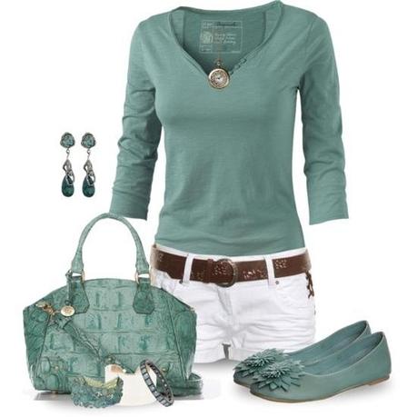 OUTFIT VERDE ESMERALDA PARA PRIMAVERA VERANO