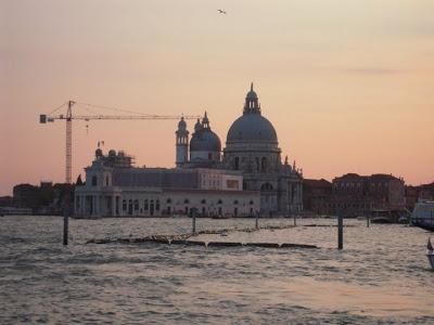 LLEGADA A VENECIA - SAN MARCOS - DORSODURO - PASEO GRAN CANAL