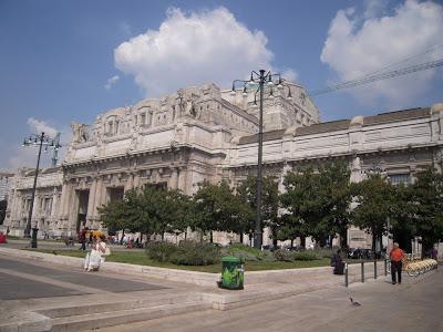 LLEGADA A MILAN: CENACOLO - DUOMO - NAVIGLI