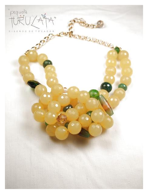 ...UN NUDO EN LA GARGANTA