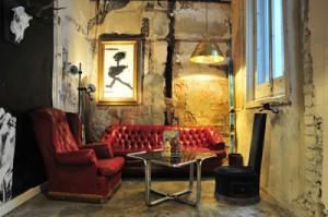 DSC2993TW 1 300x199 Zombie Bar