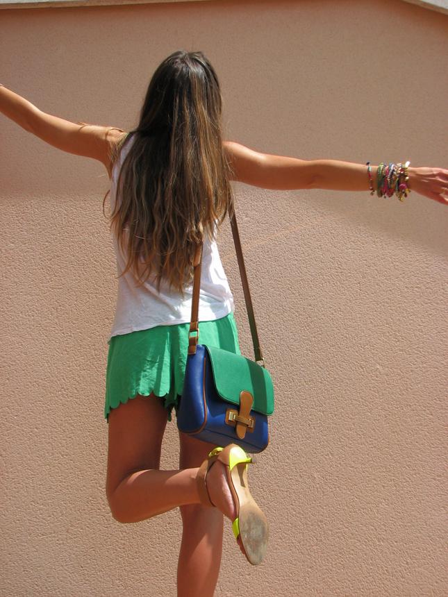 G R E E N S H O R T S