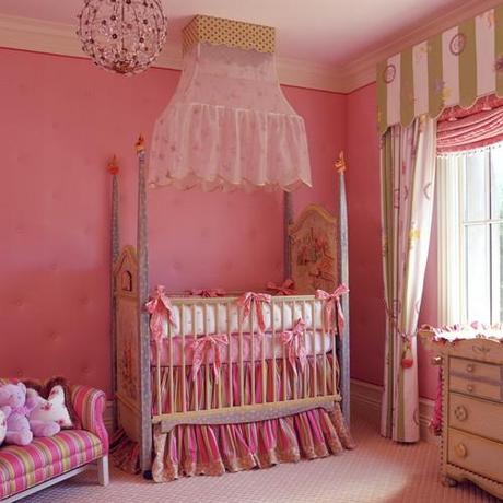 Habitación Infantil en Rosa (algo Kitsch)