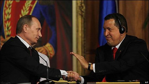 Vladimir Putin y Hugo Chávez 