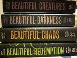 Reseña: Hermosas Criaturas (Dieciséis Lunas #1) - Kami Garcia y Margaret Stohl