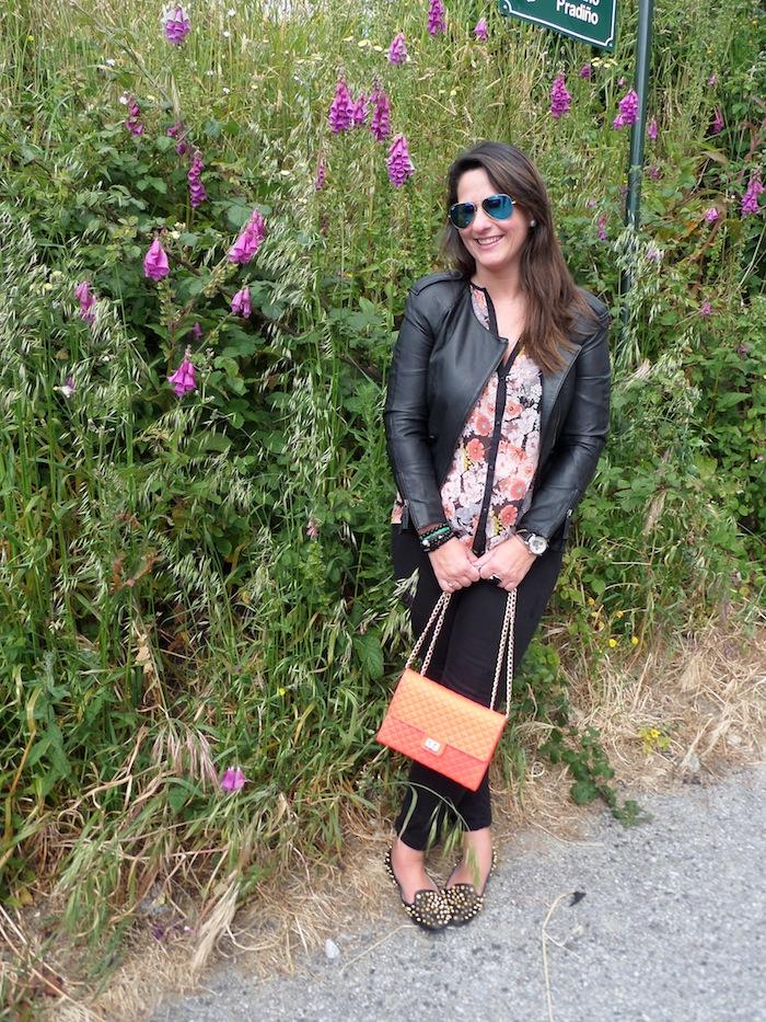 Black & Flowers & Flúor bag