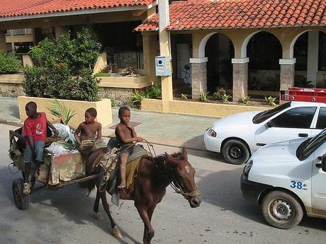 DC-Dominican-Republic-Horseback-Children-Next-to-Hotel