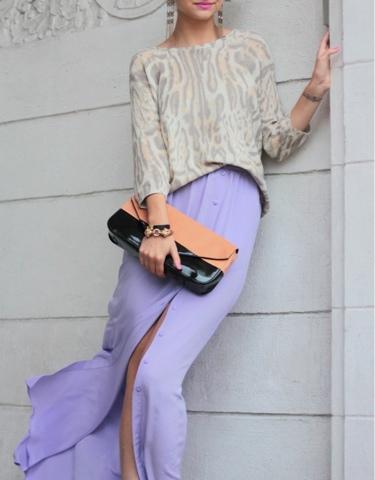 Con faldas y a lo loco!!! Pero que sea larga...