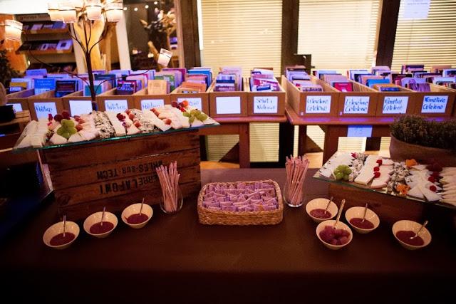 Bodas de hoy...¡Otaduy viste a la novia!