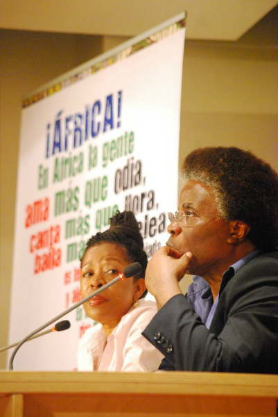 Lucre Mba y Ngema Emaga en rueda de prensa