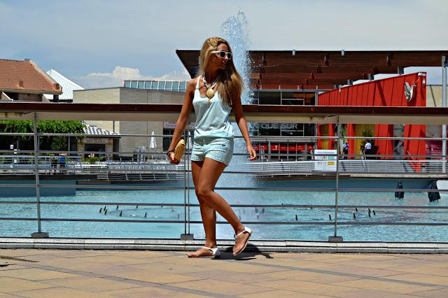 BLUE PRINTED SHORTS Buenos días!!! Os enseño este look su...