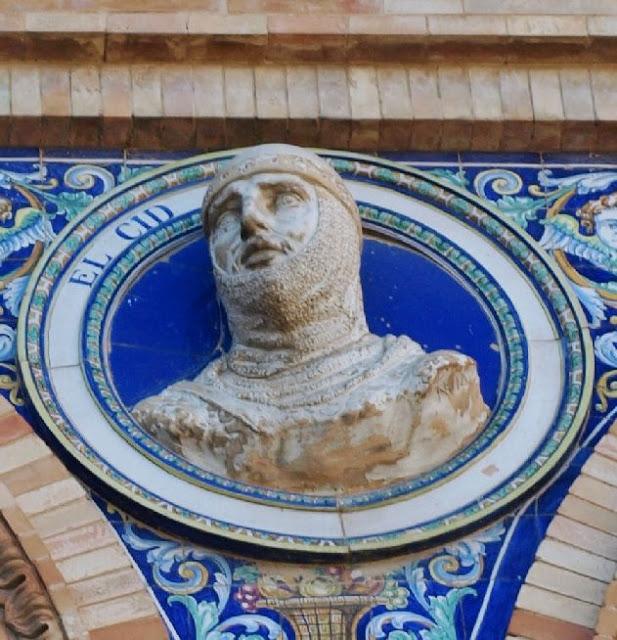 Los medallones de la plaza de España (1).