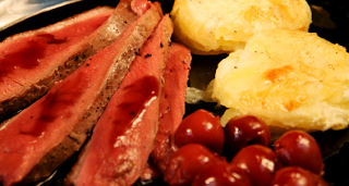 Magret de Pato con Chutney de Cerezas