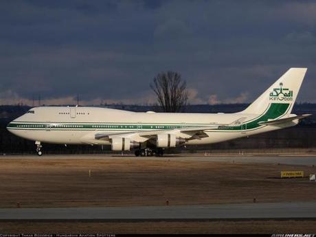Boeing 747: $220 Millones - Dueño: Principe Al-Waleed bin Talal