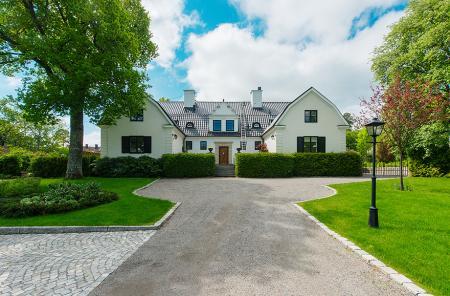 estilo victoriano decoración estilo nórdico decoración diseño decoración en blanco y madera decoración elegante y sofisticada decoración diseño de interiores decoración de verano decoración colonial escandinavo blog diseño decoración de interiores 