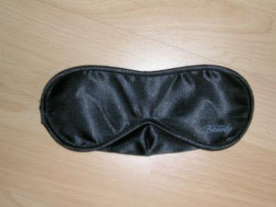 LA CHICA DE LA MÁSCARA DE HIERRO