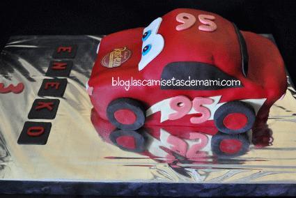 tarta rayo mcqueen ok1 Como hacer una tarta de Rayo Mcqueen paso a paso