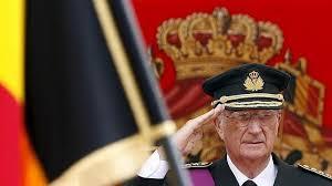 EL REY ALBERTO II DE BELGICA ABDICA