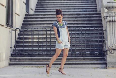 OPCIONES PARA COMBINAR UN PETO VAQUERO OPCIONES PARA COMBINAR UN PETO VAQUERO