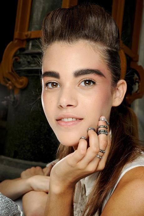 Chanel Haute Couture Fall 2013-214 fingernail rings New trend craze in town?
