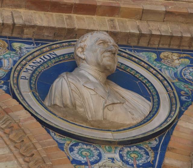 Los medallones de la Plaza de España (8).