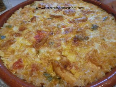 Arroz con pollo y magro de cerdo en costra