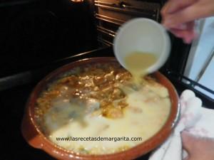 Arroz con pollo y magro de cerdo en costra