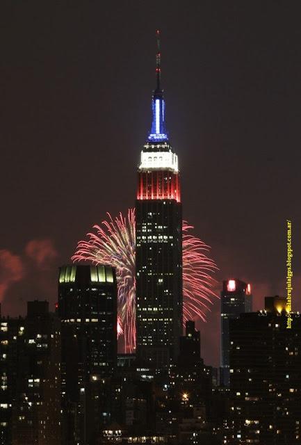 Los fuegos artificiales de Macy's en Nueva York, Muchos 4 de Julio viviendo y de trotamundos por USA